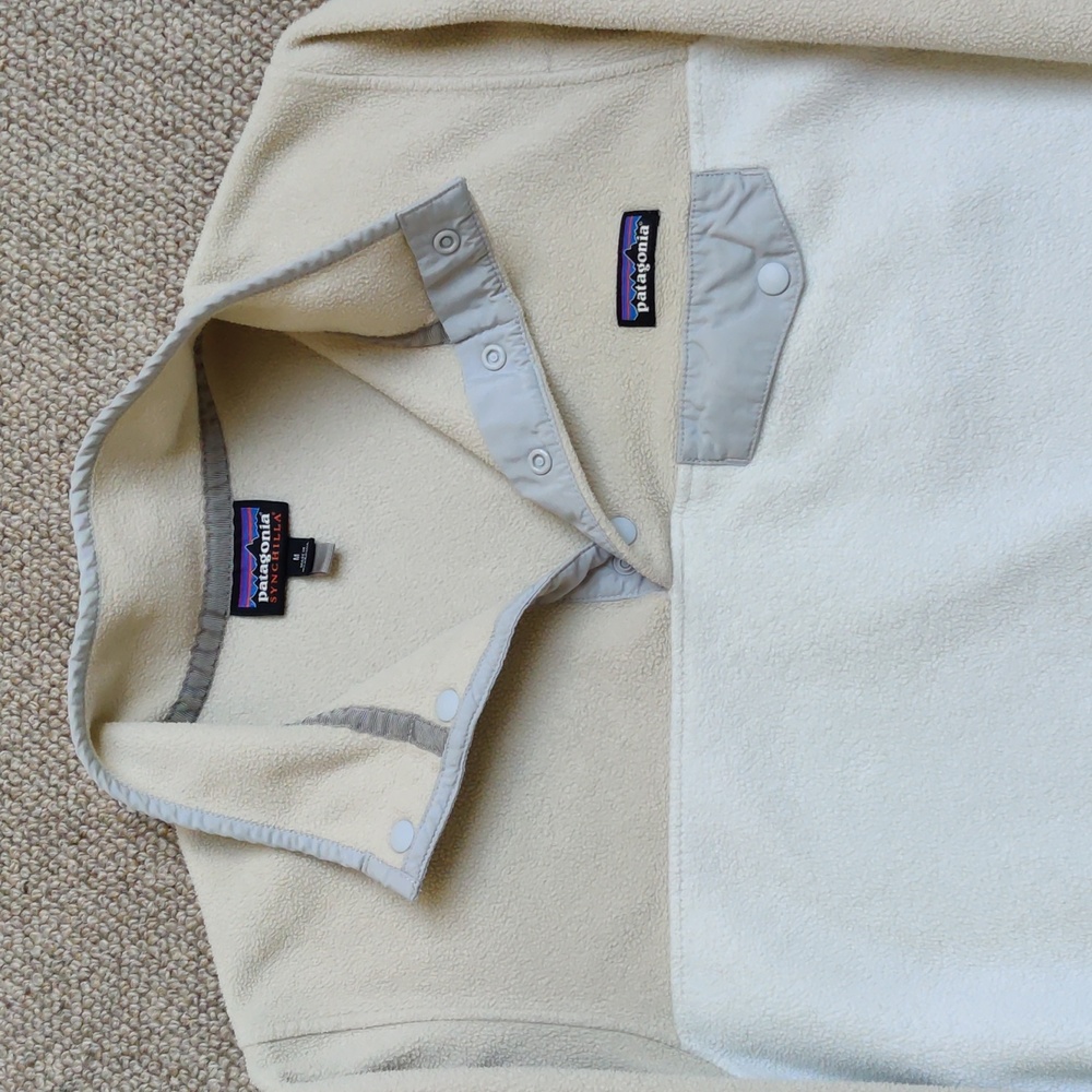 Patagonia Snap-T Synchilla fleece pullover sweater in white, beige and silver, M - Picture 7 of 13